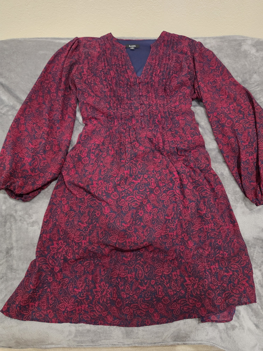MSK Red Paisley V-Neck Long Sleeve Dress SZ18